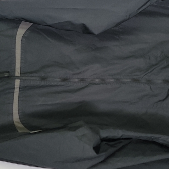 Men Nike Jacket - Picture 2 of 6